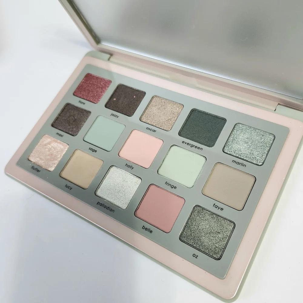 Natasha Denona Retro GLAM Eyeshadow Palette - Picture 7 of 11